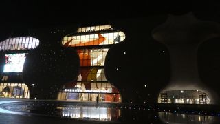 舞台を見なくても行く価値があります