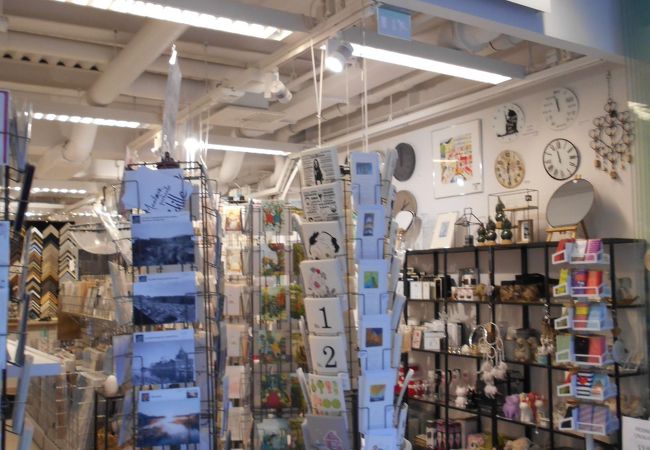 セブンアート (フォーラム店)