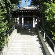 泉小次郎関連の神社