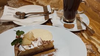 アップルパイとホットチョコレート☆