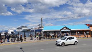 クルーズはここから