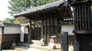 青木家にまつわる歴史を伝える展示がされていました。