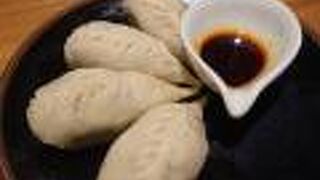 紅い扉の中華や 皆慶