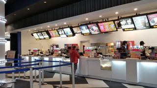 イオンシネマで映画を見ました