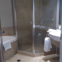 シャワールームあり