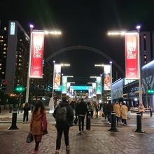 夜のウェンブリースタジアム