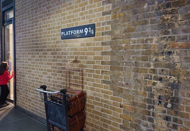 キングス クロス駅 9と4分の3番線 クチコミ アクセス 営業時間 ロンドン フォートラベル キングス クロス駅 9と4分の3番線 クチコミ アクセス 営業時間 ロンドン フォートラベル