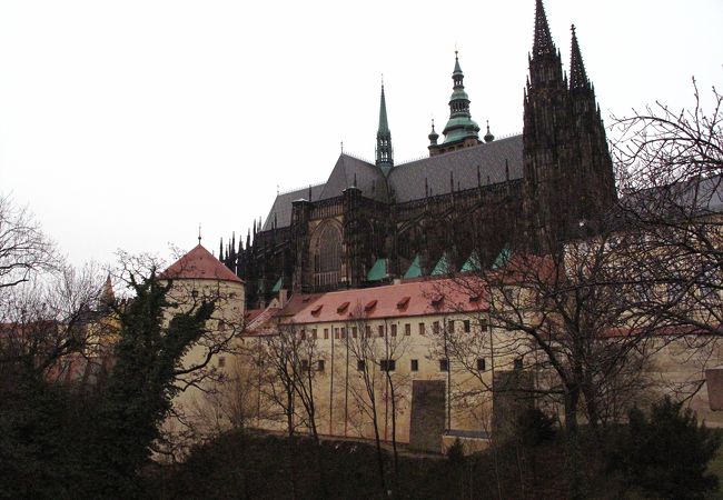 プラハ城ショートツアー