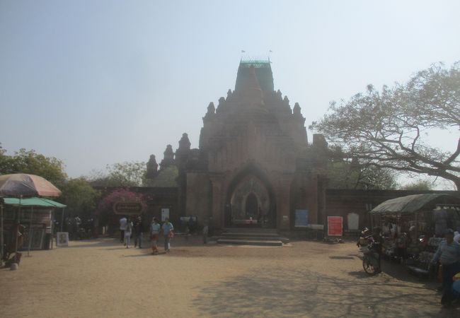 スラマニ寺院