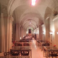 レストラン「Le Saint Louis」