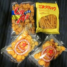 今回購入したビスケットの数々