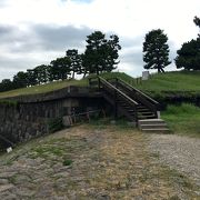 幕末の台場跡に上陸できる公園。