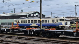 青森の日本海側を走るローカル線