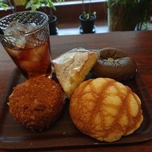 パンとドリンク