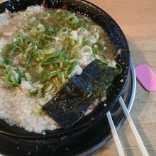 純とんこつラーメン(^^)