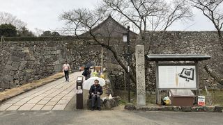 日本100名城の篠山城、家康が大阪の豊臣氏との戦いに備えて築いた城、天守は築かれていない