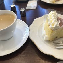 チーズケーキとコーヒー