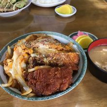 カツ丼　￥1100