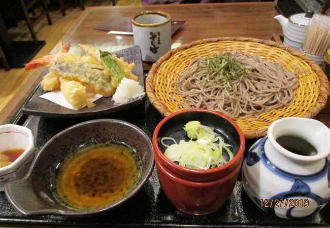 海外旅行出発前/帰国後に美味しいお蕎麦が食べられるお店です。