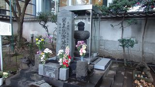 皇居・江戸城散策で将門塚に行きました