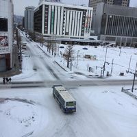 客室から札幌駅方面を望む。2月だけれど暖冬で雪が少なめ。