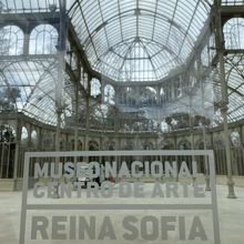 宮殿内部は何もない