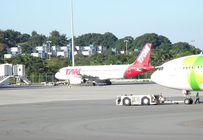 アントニオ カルロス ジョビン国際空港 (GIG)