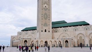 カサブランカ随一の見どころハッサン2世モスク
