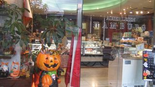 おすすめの「三国和三盆ロール」