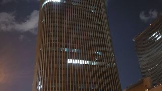 コンラッドのロビーからの眺めが良い