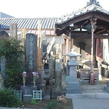 たんぼとけや布袋様