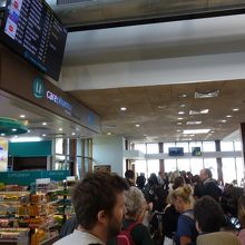 お店はこの近く