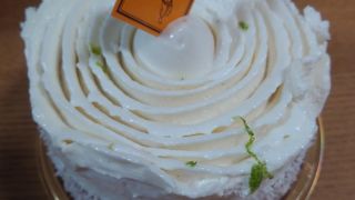 ホワイトデーだからかかなり混雑してました。