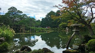 兼六園と言えばこの灯篭。