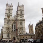 イギリス国教会の大きな寺院