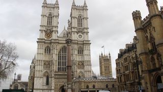 イギリス国教会の大きな寺院