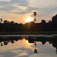 日の出はどこでも神々しい？