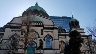 ドーム状の屋根が特徴的なビザンティン建築