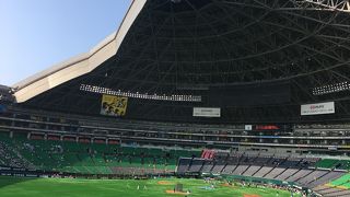 ビジターファンも満足できるドーム球場