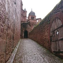 城に上がる坂道