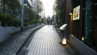 かつては華やかな場所だったんですね