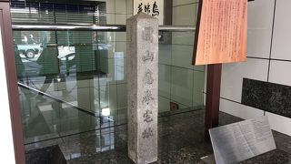 江戸時代の有名な画家です