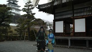 御殿の前には城主・山内一豊の顔出し看板もありました