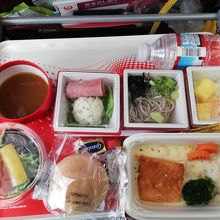 サンディエゴ⇒成田　機内食1回目