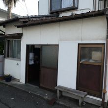 あー人が入っていく、ここだよね？