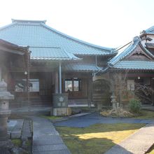 妙円寺本堂と妙力堂