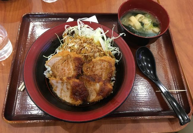 サクサクの味噌カツ丼美味しい