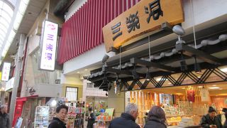 奈良の伝統を色濃く残すお店