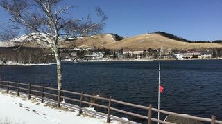 標高は高い。　春季は　まだ、オフシーズン模様。