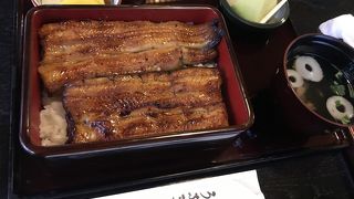 落ち着いたお店